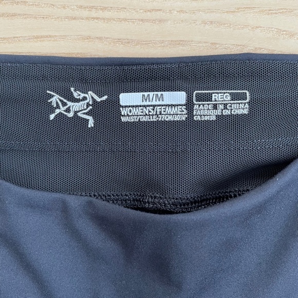 Arc'teryx Women's Trino Pants in Black - Size Medium - Picture 7 of 15